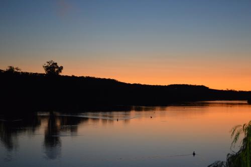 закат на реке Муррей