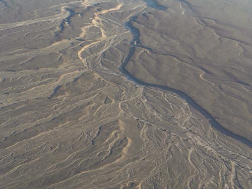 реки через перуанские пустыни Южной Америки
