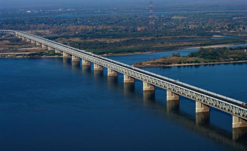 Хабаровский мост через реку Амур