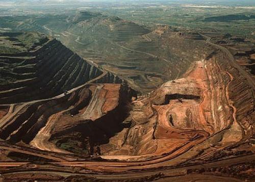 Полезные ископаемые в австралии в центре
